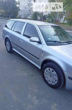 Универсал Skoda Octavia 2003 в Смеле