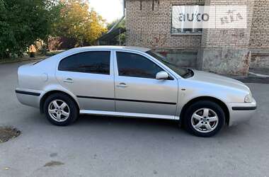 Лифтбек Skoda Octavia 2004 в Запорожье