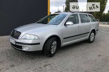 Універсал Skoda Octavia 2006 в Дніпрі