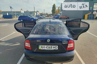 Ліфтбек Skoda Octavia 2004 в Києві