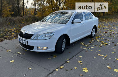 Ліфтбек Skoda Octavia 2011 в Ромнах