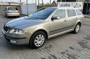 Универсал Skoda Octavia 2007 в Киверцах