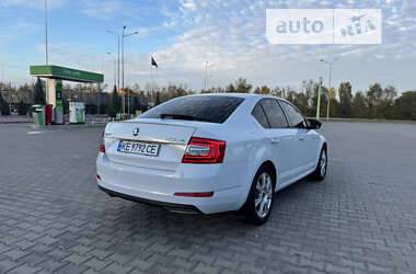 Ліфтбек Skoda Octavia 2015 в Дніпрі