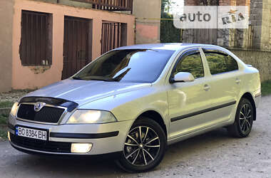 Лифтбек Skoda Octavia 2005 в Волочиске