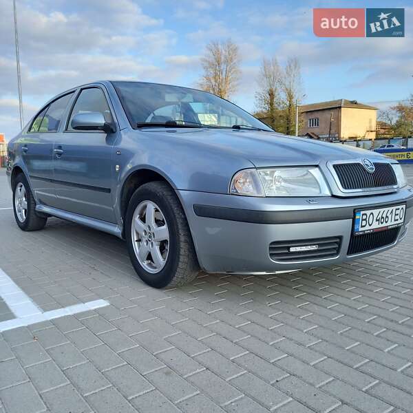 Лифтбек Skoda Octavia 2003 в Тернополе