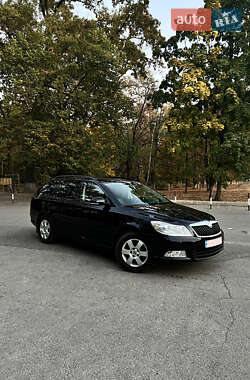 Універсал Skoda Octavia 2012 в 