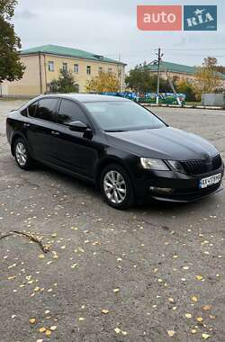 Лифтбек Skoda Octavia 2017 в Карловке