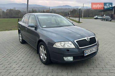 Лифтбек Skoda Octavia 2005 в Сваляве