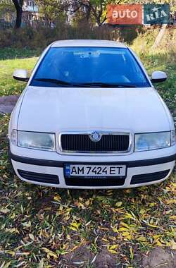 Ліфтбек Skoda Octavia 2010 в Житомирі