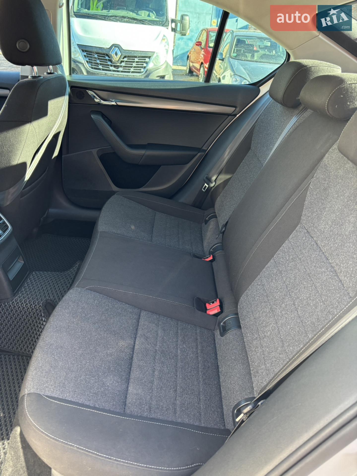 2019 Skoda Octavia - мініатюра 8