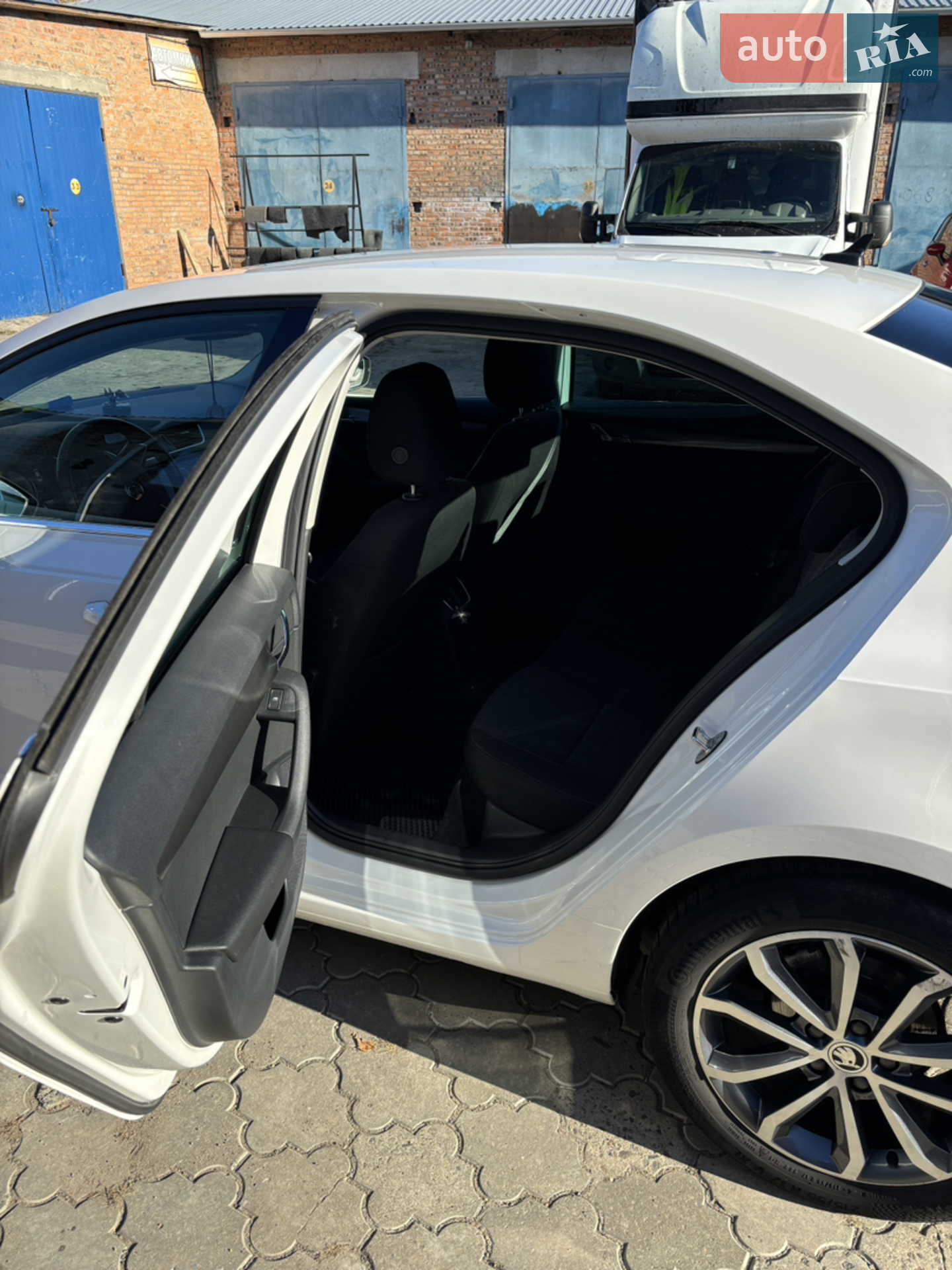 2019 Skoda Octavia - мініатюра 9