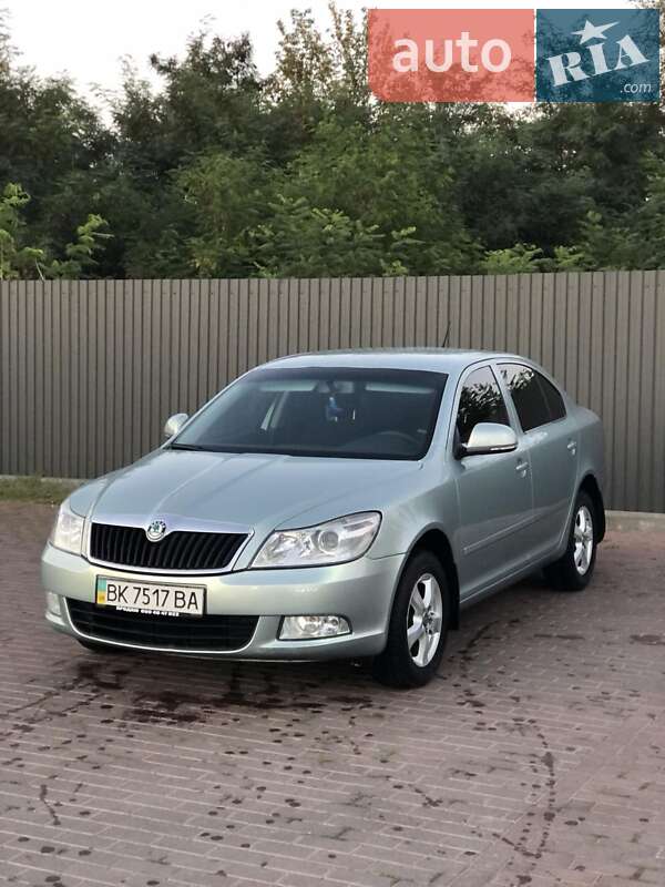 Ліфтбек Skoda Octavia 2011 в Сарнах