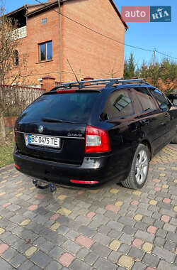Универсал Skoda Octavia 2010 в 