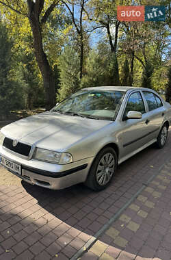 Ліфтбек Skoda Octavia 1998 в Запоріжжі