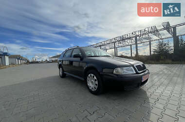 Універсал Skoda Octavia 2009 в Луцьку