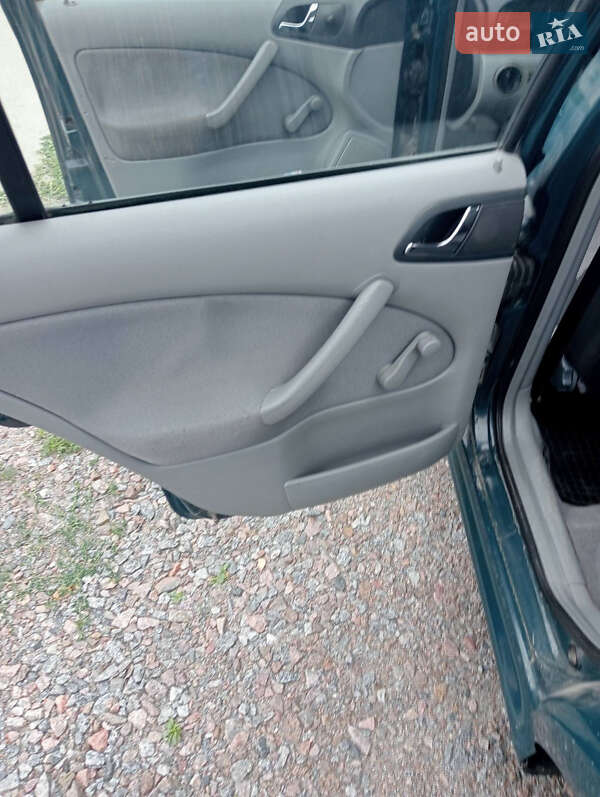 Лифтбек Skoda Octavia 1999 в Киеве