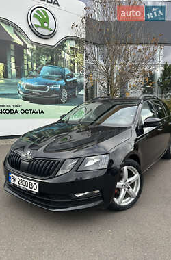 Универсал Skoda Octavia 2017 в Ровно