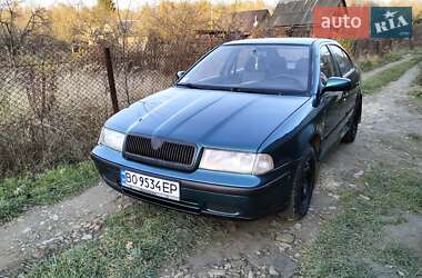 Ліфтбек Skoda Octavia 1998 в Івано-Франківську