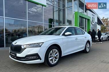 Лифтбек Skoda Octavia 2021 в Киеве