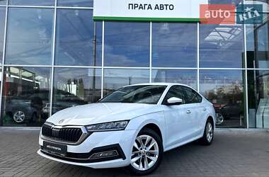 Лифтбек Skoda Octavia 2021 в Киеве