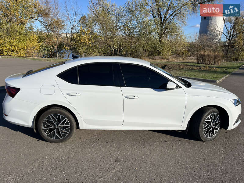 Лифтбек Skoda Octavia 2020 в Кривом Роге