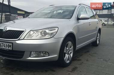 Універсал Skoda Octavia 2011 в 