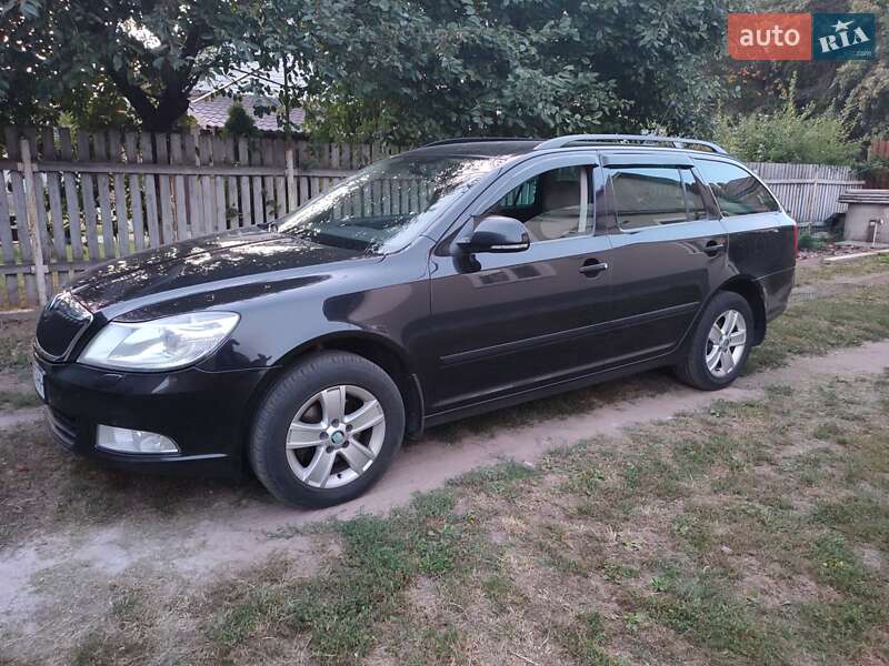 Универсал Skoda Octavia 2012 в 