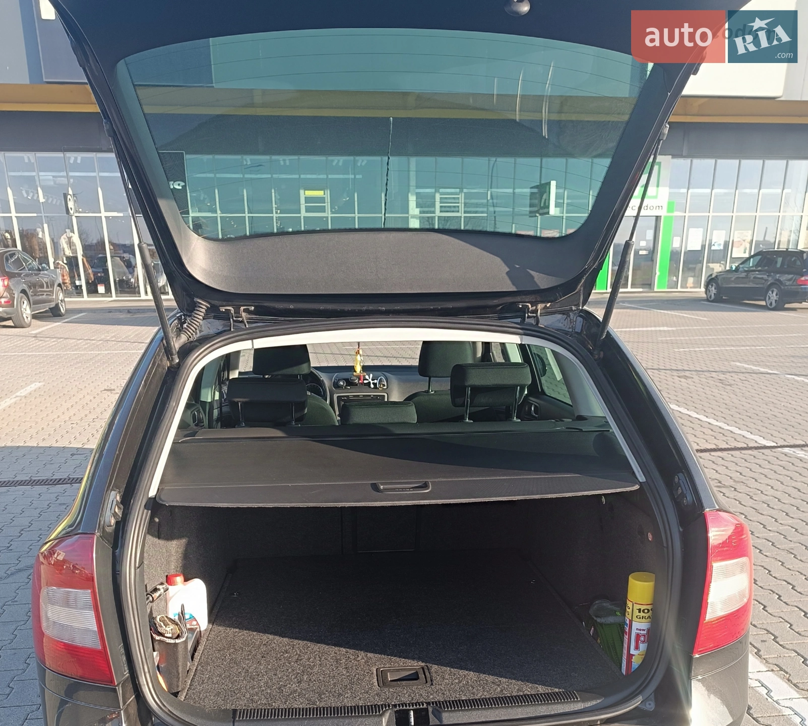 2010 Skoda Octavia - мініатюра 7