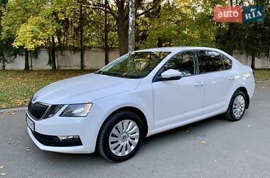 Лифтбек Skoda Octavia 2019 в Хмельницком