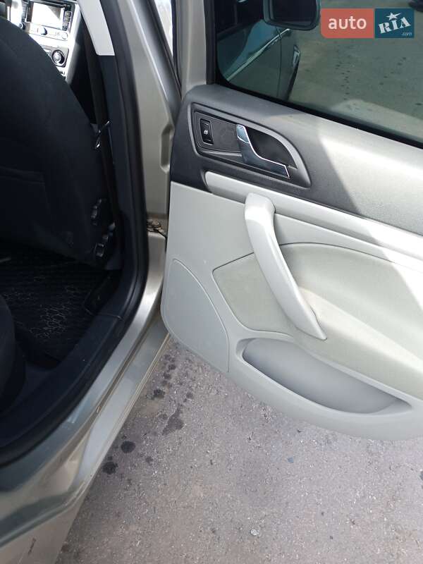 Універсал Skoda Octavia 2013 в Лохвиці