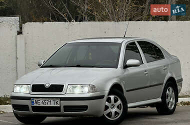 Ліфтбек Skoda Octavia 2003 в Дніпрі