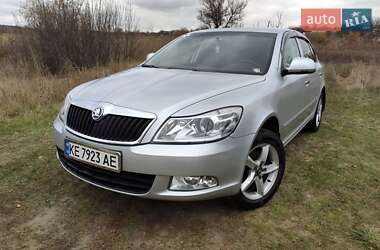 Ліфтбек Skoda Octavia 2011 в Дніпрі