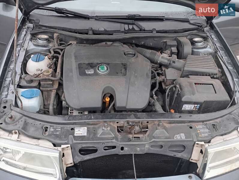 Універсал Skoda Octavia 2003 в Луцьку