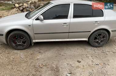 Универсал Skoda Octavia 2004 в 