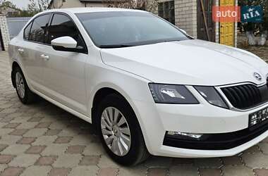 Лифтбек Skoda Octavia 2017 в Желтых Водах