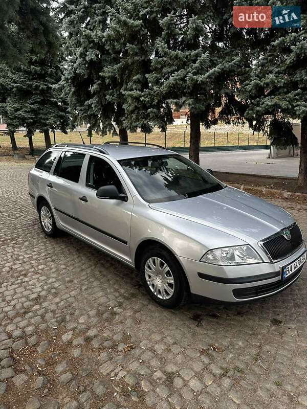 Універсал Skoda Octavia 2012 в Кропивницькому