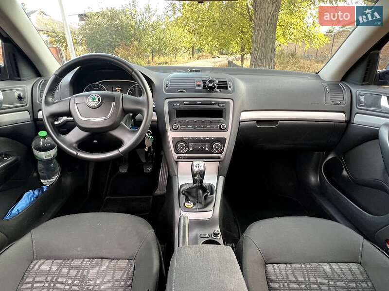 Універсал Skoda Octavia 2010 в Харкові