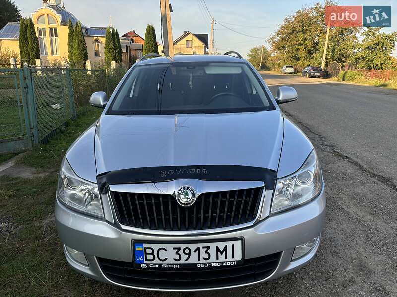 Универсал Skoda Octavia 2010 в Стрые