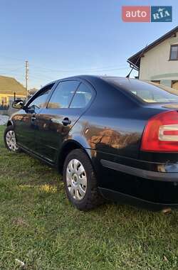 Лифтбек Skoda Octavia 2008 в 