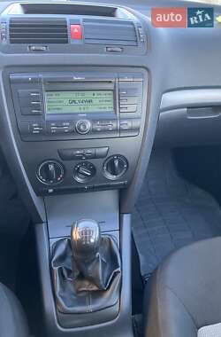 Лифтбек Skoda Octavia 2008 в 