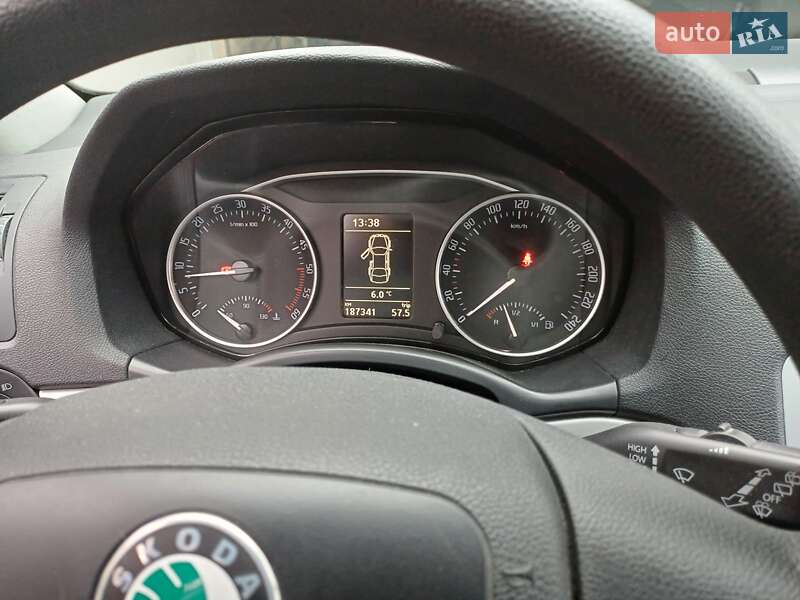 Универсал Skoda Octavia 2011 в Виннице