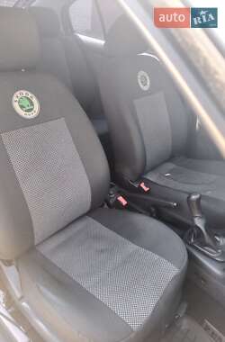 Ліфтбек Skoda Octavia 2004 в 