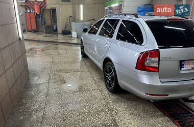 Универсал Skoda Octavia 2010 в Харькове