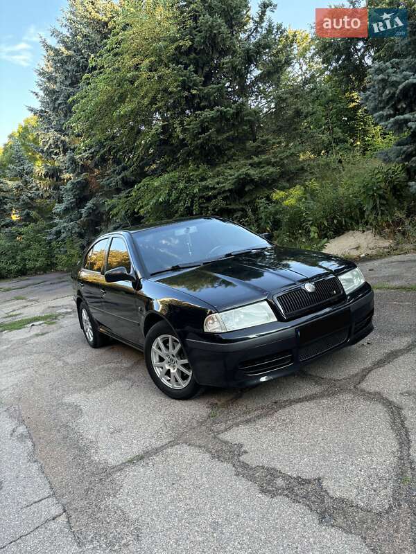 Лифтбек Skoda Octavia 2006 в Черкассах
