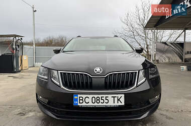 Универсал Skoda Octavia 2019 в Одессе