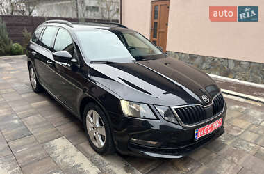 Универсал Skoda Octavia 2020 в Калуше