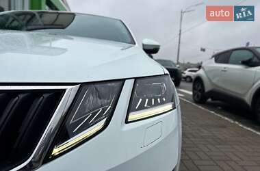 Лифтбек Skoda Octavia 2019 в Киеве