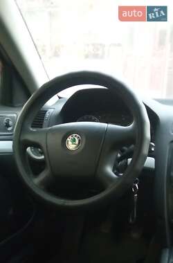 Универсал Skoda Octavia 2006 в Виннице