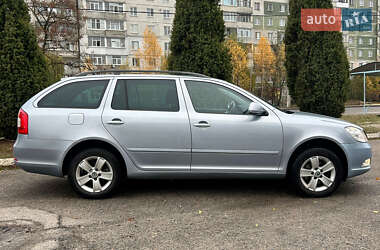 Універсал Skoda Octavia 2010 в Сумах