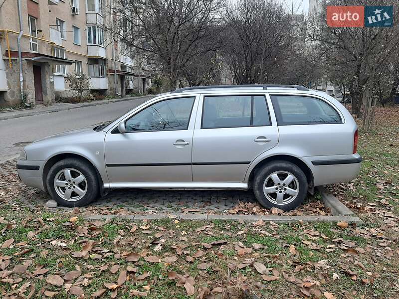 Универсал Skoda Octavia 2006 в Ивано-Франковске